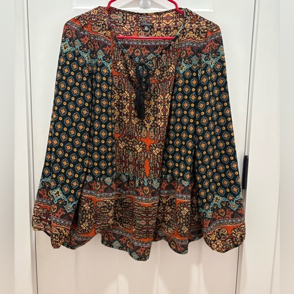 Hannah Women’s Top Size S Geometric Design Peasant Prairie - Picture 1 of 6